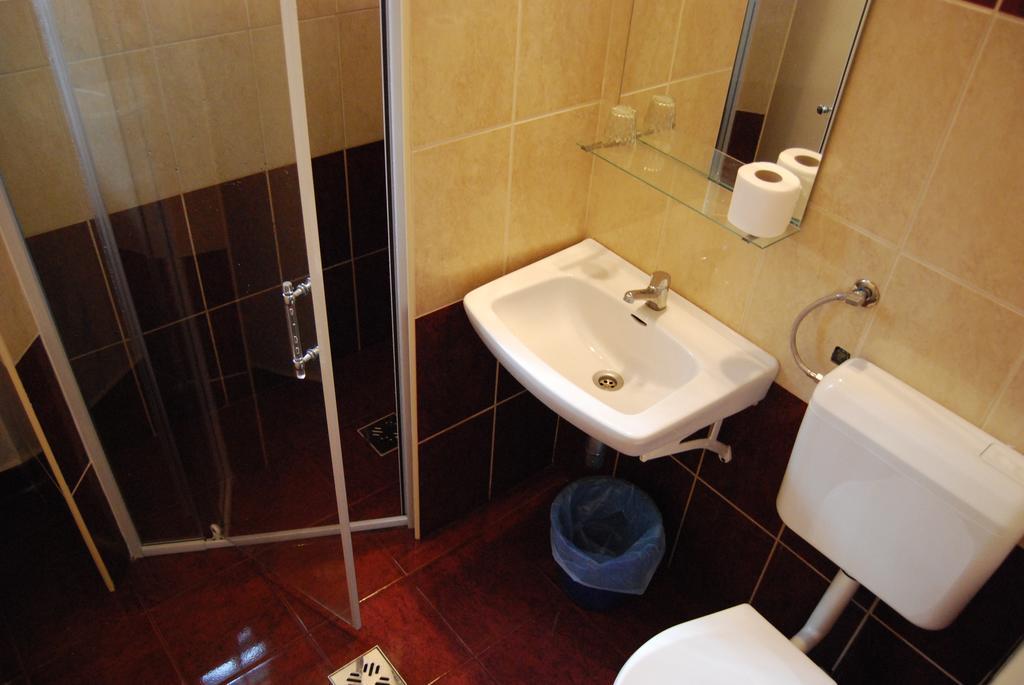 Hotel Stella Siófok Rom bilde